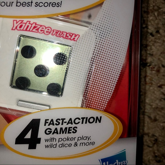 Yahtzee Flash Sealed in Package NEW - Picture 4 of 9